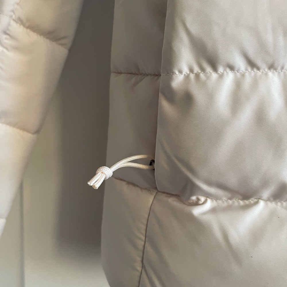 The North Face Women's Aconcagua 3 Puffer Jacket - Picture 5 of 10